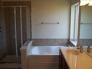 4th image of 2715 Meadow Lake Dr