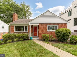 5204 Danbury Rd, Bethesda, MD 20814
