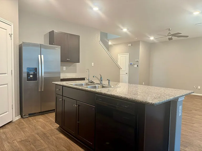 3319 Angus Xing — Photo 6