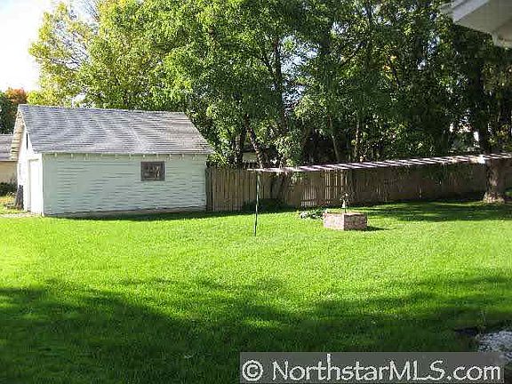 5th image of 216 S Pine Street