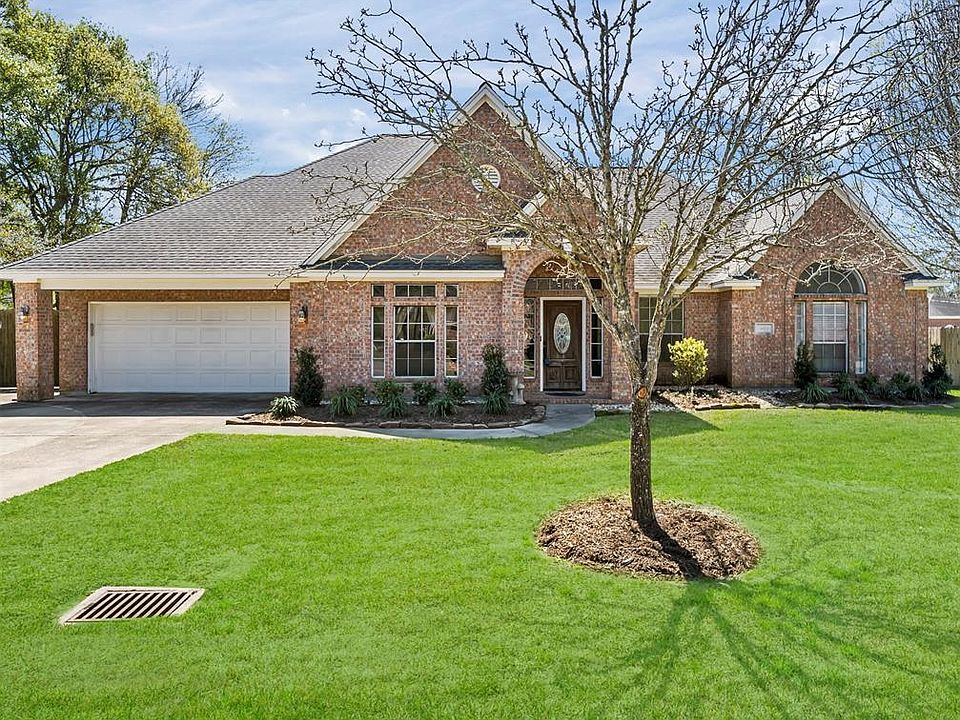 3808 Oak Ridge Dr, Mont Belvieu, TX 77523 Zillow