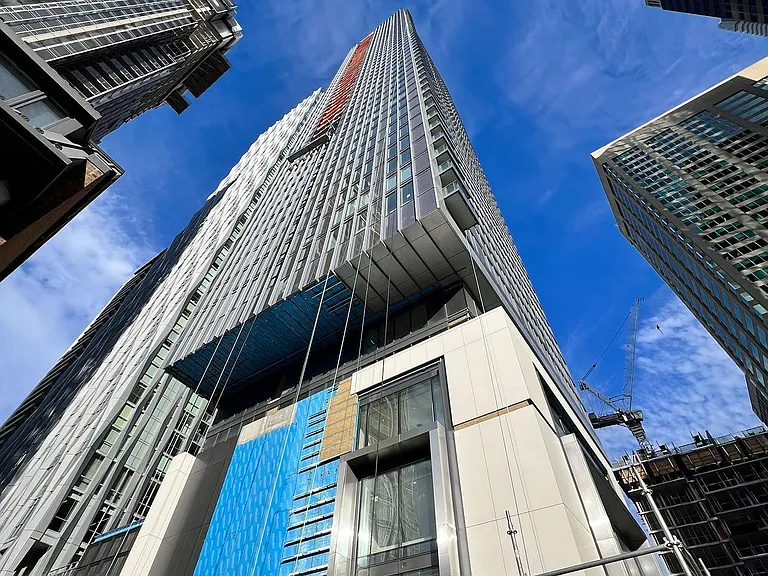 8 Cumberland St #1808 — Photo 1