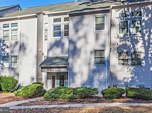 5003 Birch Cir #152, Wilmington, DE 19808