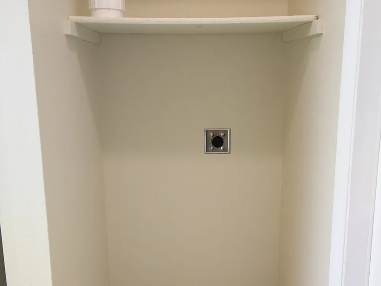 2231 Ascot Ct #2 — Photo 11