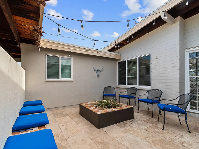 7303 E Cypress St — Photo 37