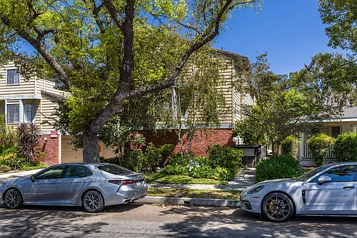 411 Pioneer Dr #1 Photo 1