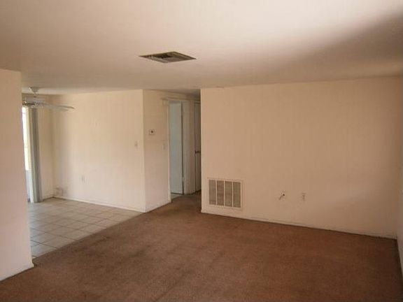 4th image of 5103 Stardale Dr