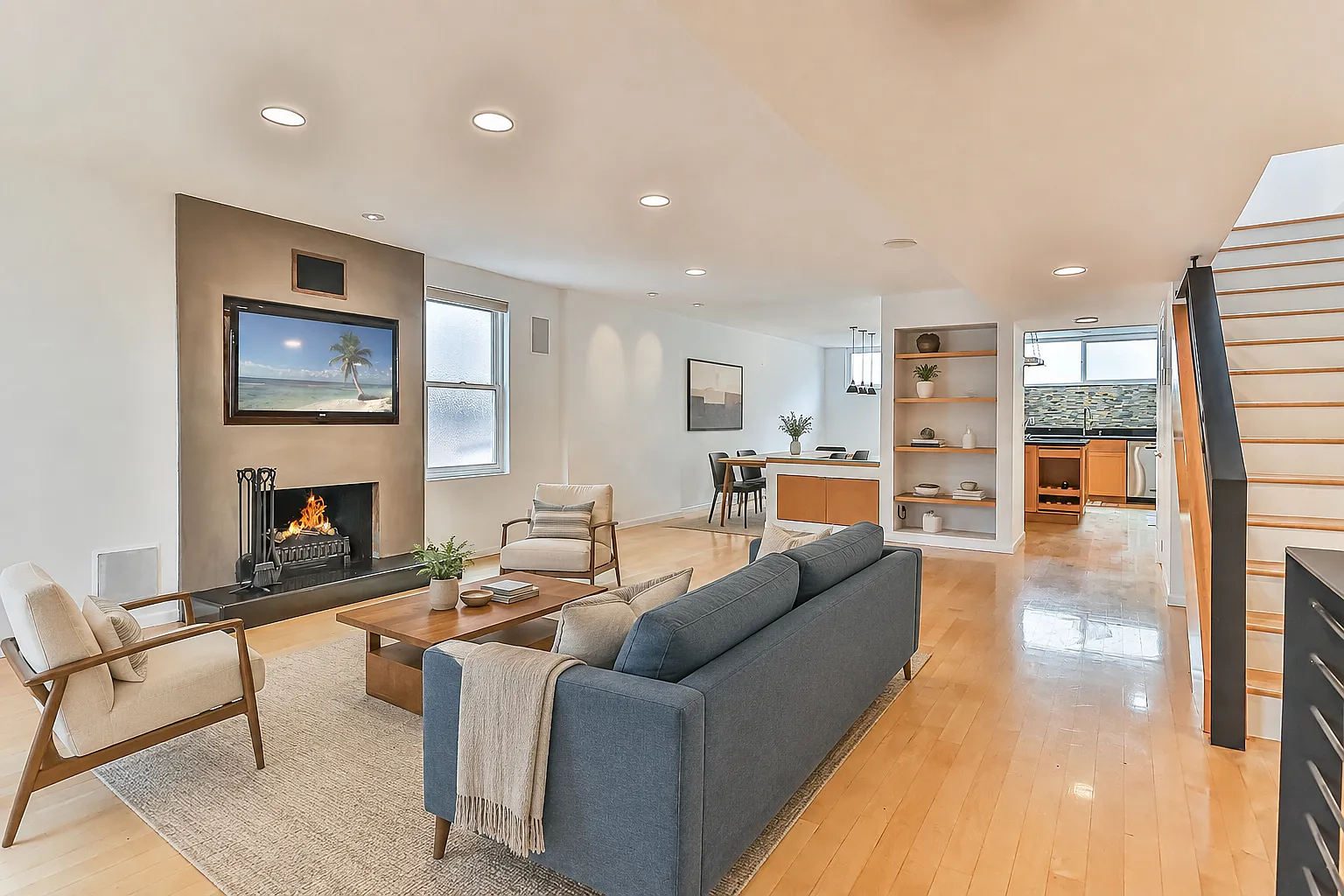3 bed, 2.5 bath, 1582 sqft, $7,000 — Photo 3