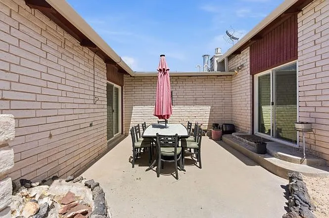 207 Goodman Ave — Photo 23