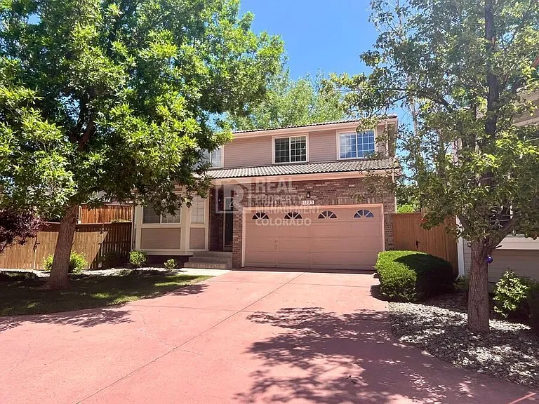 1385 Laurenwood Way — Photo 2