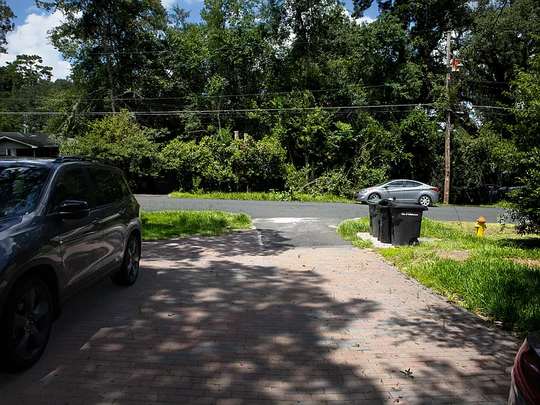205 N Dellview Dr — Photo 28