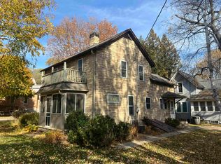 502 Waupaca St, Waupaca, WI 54981