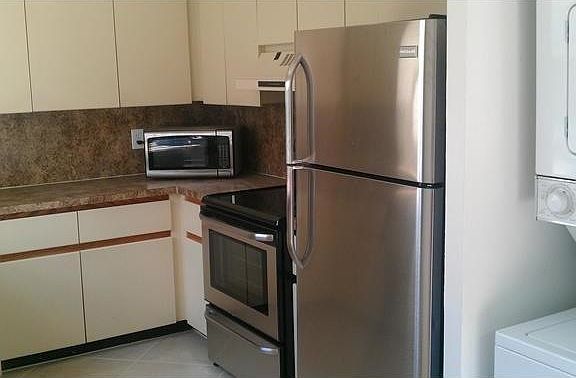 2nd image of 1562 Springside Dr