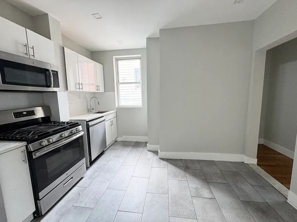 5995 Riverdale Ave #4F