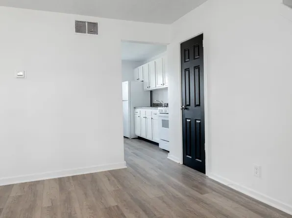 7 Midland Heights Cir E, Midland, PA 15059