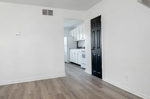7 Midland Heights Cir E Photo 1