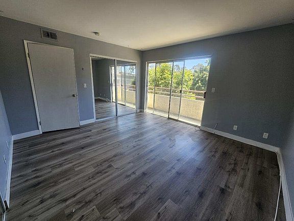 5th image of 2756 S Sepulveda Blvd APT 303