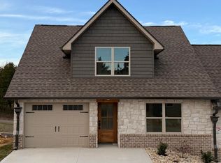 7546 Hollow Ridge Ln, Knoxville, TN 37931