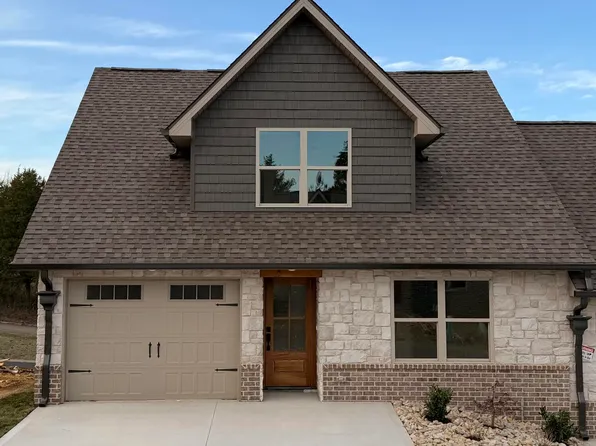 7546 Hollow Ridge Ln, Knoxville, TN 37931