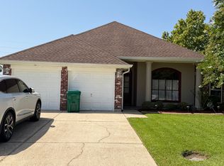 616 E Oak Point Ct, La Place, LA 70068