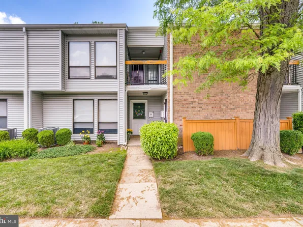 2 Lake E, Hightstown, NJ 08520