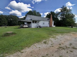 548 Chestnut Rd, Covington, GA 30016