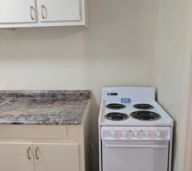1st image of 3425 Kensington Ave #35cfe167a