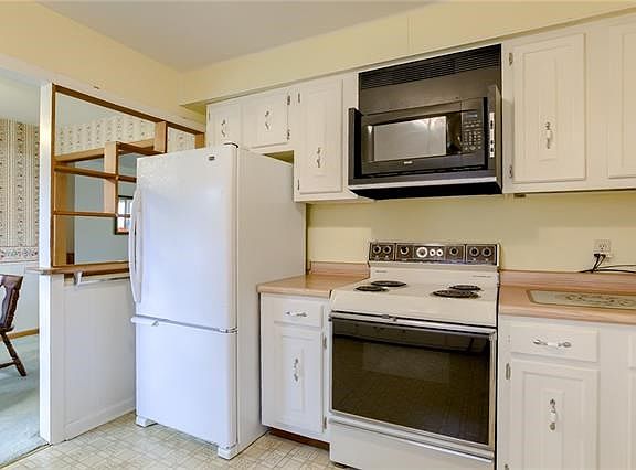 5th image of 3015 Hagemann St