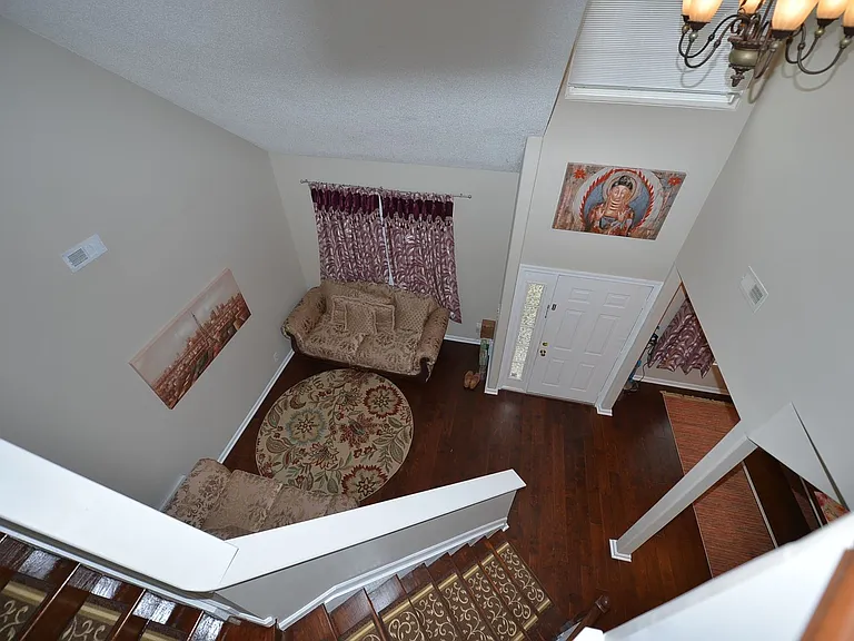 517 Whisper Walk — Photo 20