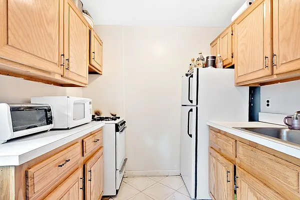 Rented by LG Fairmont Group | media 12