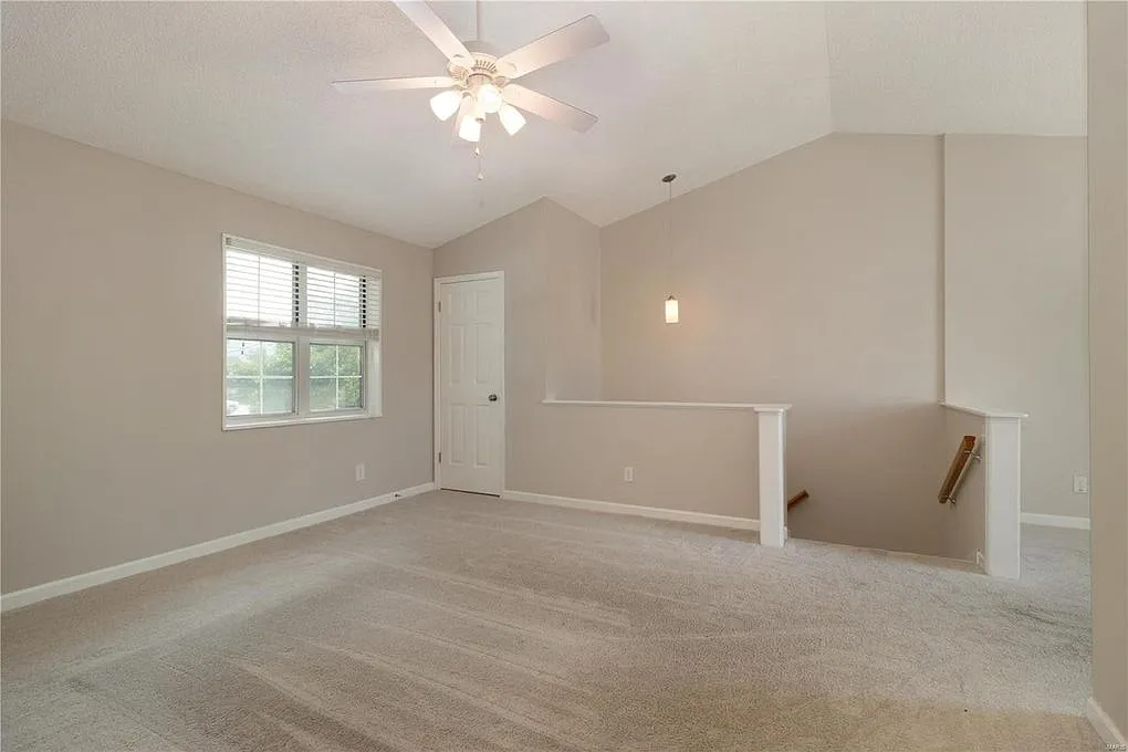 1503 E Swan Cir — Photo 1