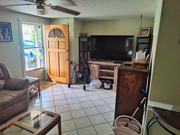 4th image of 9805 61st Ln