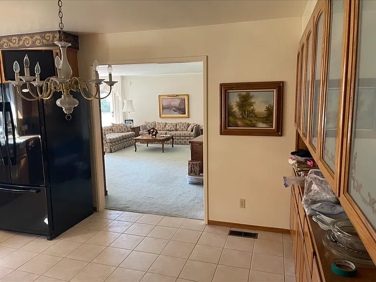 7079 Amherst St — Photo 11