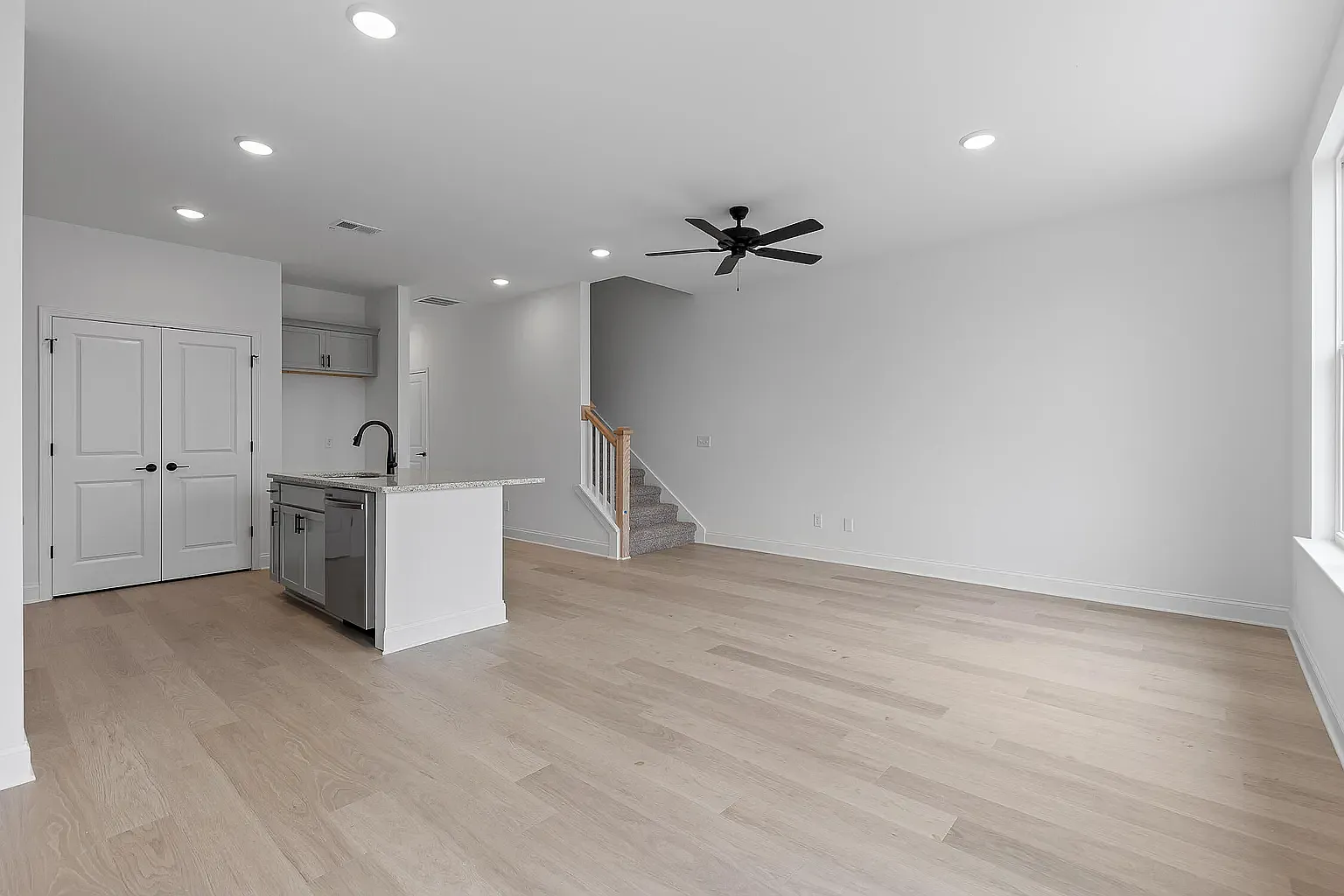 8843 James Creek Dr — Photo 4