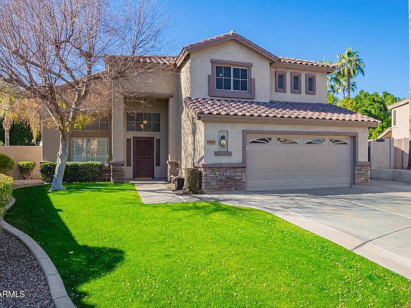 3rd image of 20926 N 67TH Drive