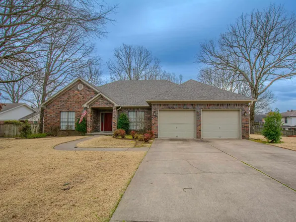 26 Kings River Rd, N Little Rock, AR 72116