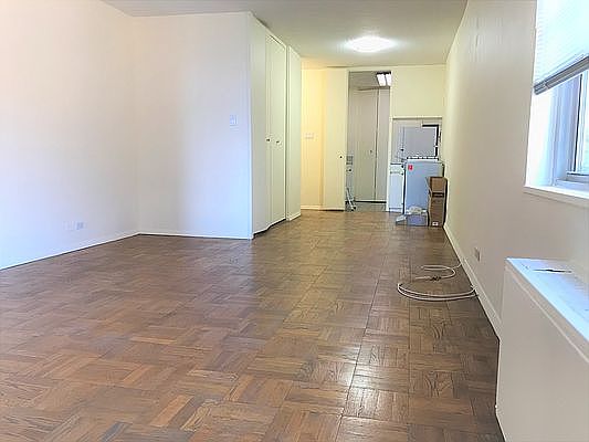3rd image of 300 E 40th St APT 12H