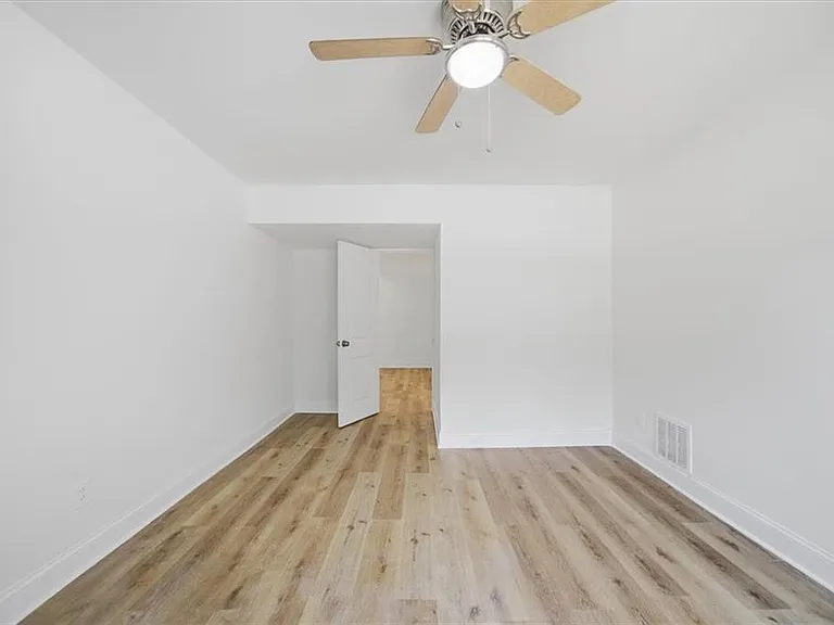 1073 Grayson Pkwy — Photo 23