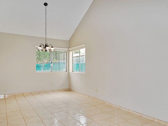 3rd image of 11885 Liverpool Ln