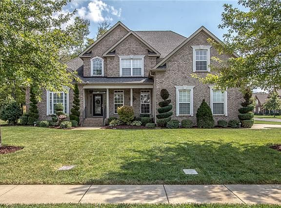 3rd image of 1134 Olmstead Dr