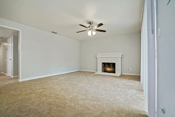 2109 Monifieth Way — Photo 10