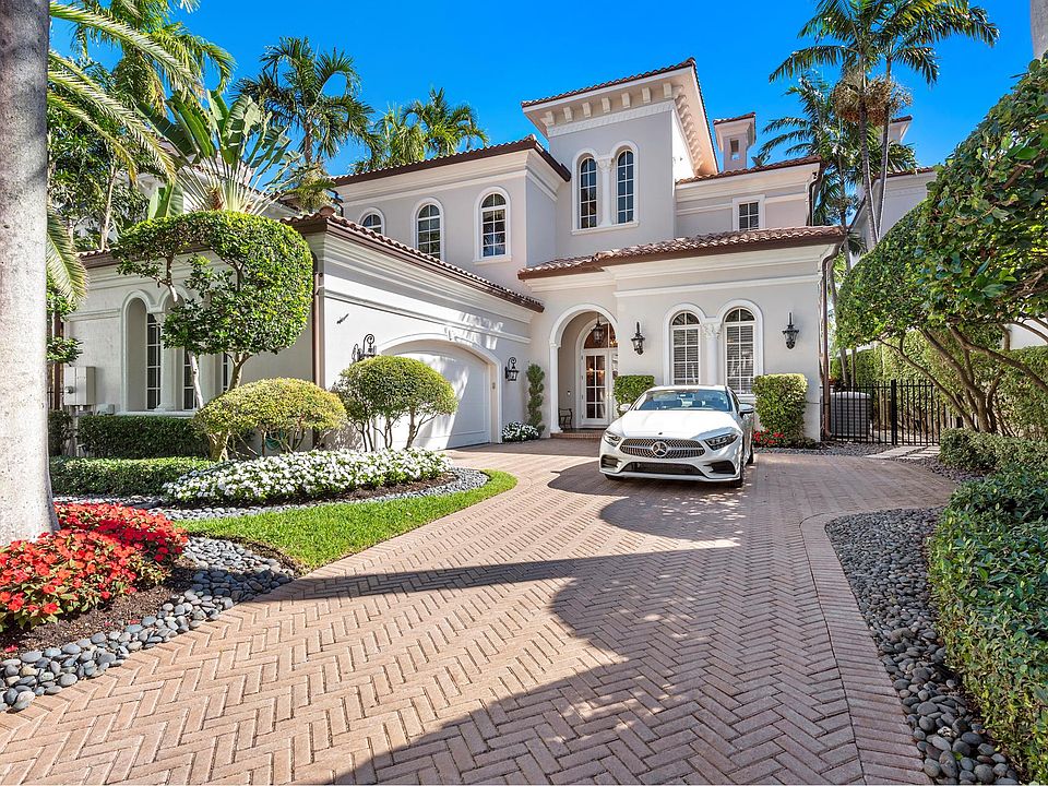 1st image of 3920 Island Estates Dr