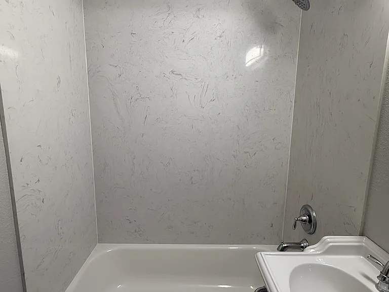 Arlington Apartments — Photo 1