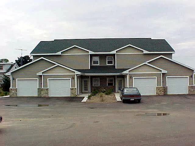 Building Photo - 605D Foxglove Ln #15