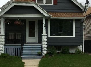 2748 S 16th St, Milwaukee, WI 53215
