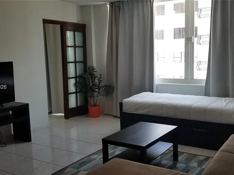 5401 Collins Ave #311 — Photo 17