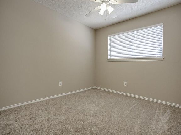 5th image of 4114 Cedar Creek Dr