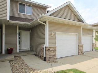 5811 Muirfield Dr SW APT 5, Cedar Rapids, IA 52404