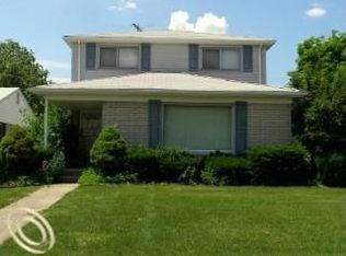 27461 Sutherland St, Southfield, MI 48076