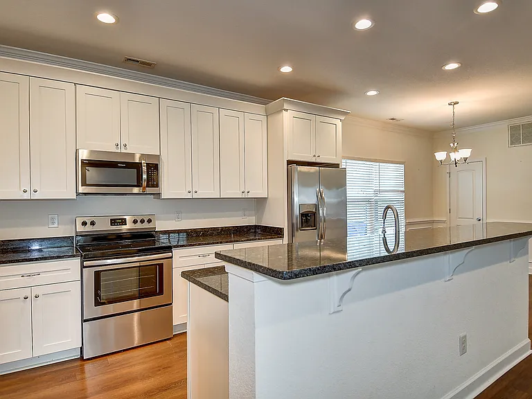 1500 Kingston Ave — Photo 18